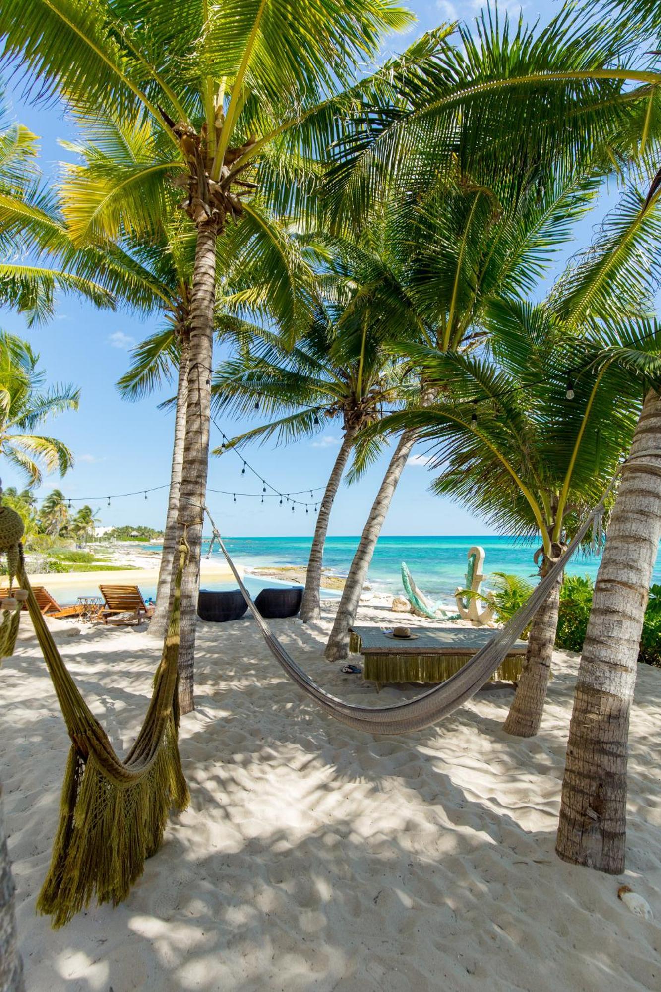 Angelina 28 Beachfront And Family Apartments - Modern And Relaxing Long Stays - 20 Min From Cancun Airport Puerto Morelos Exterior foto